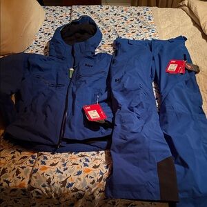 Helly Hansen Vibrant Blue Winter Set